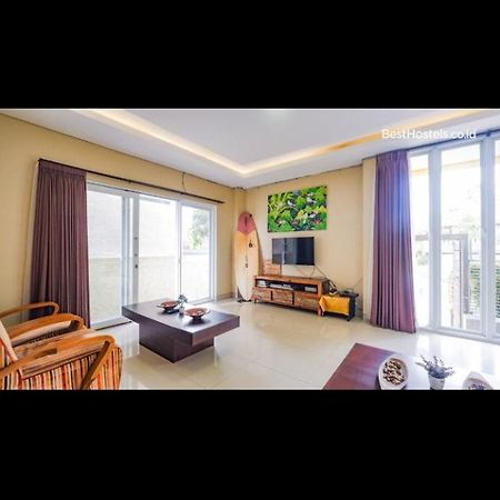 Brielle Guest House Джимбаран Экстерьер фото